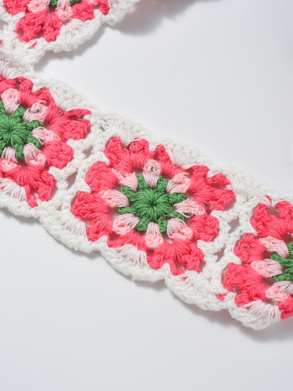 Close-up of Scarvii vintage crochet floral headband showing detailed crochet flowers