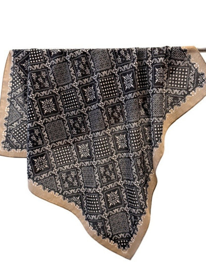Scarvii - Elegant Herringbone Floral Square Scarf – Vintage Charm