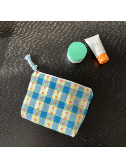 Cosbai mini pouch bag with wrist detail