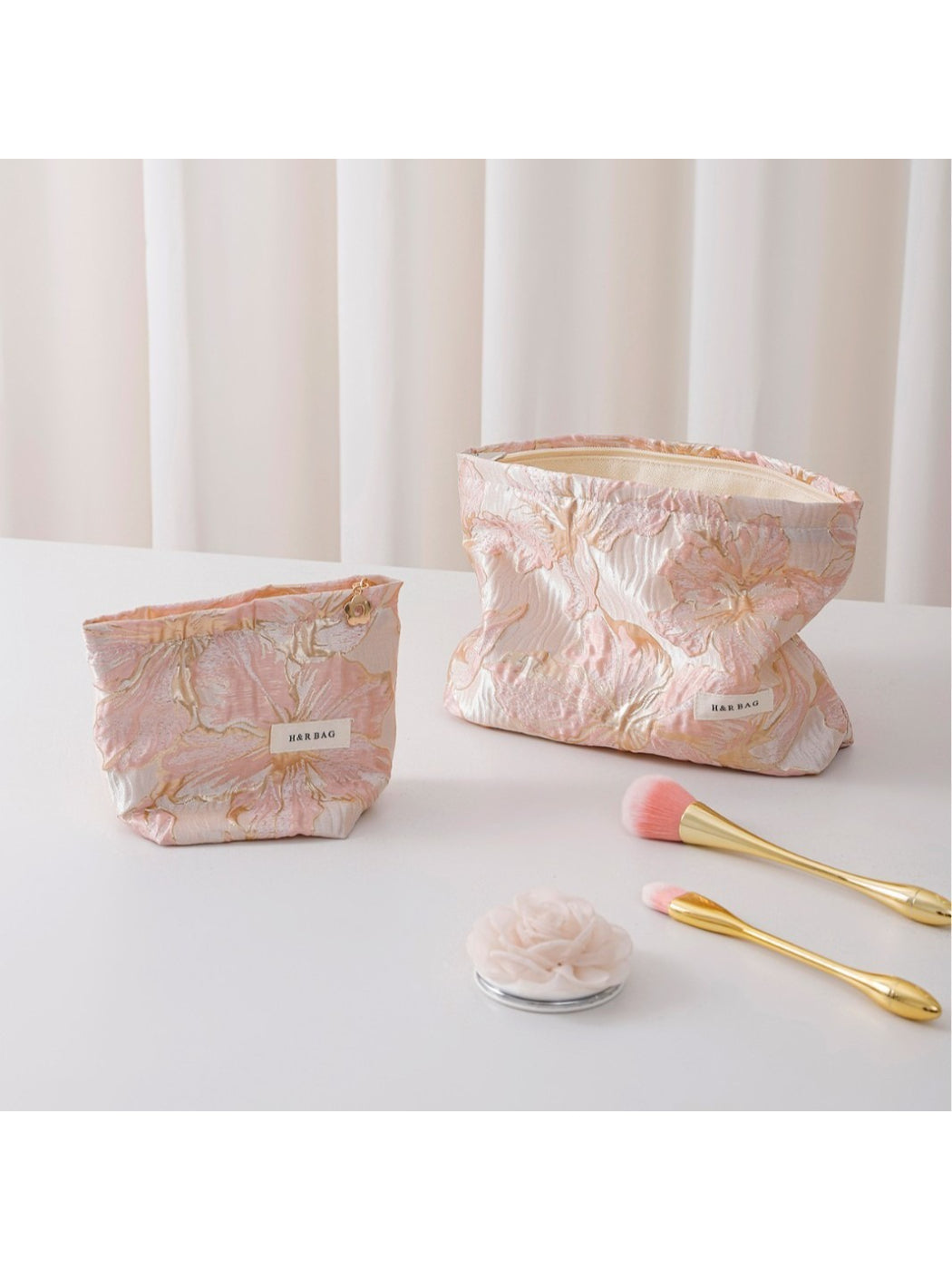 Cosbai - Botanical Floral Cosmetic Bag