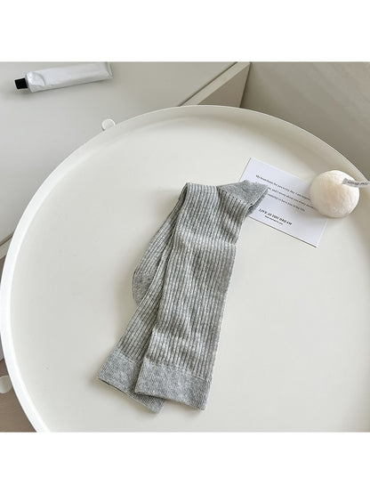 Rufia - Everyday Sheer Solid Socks