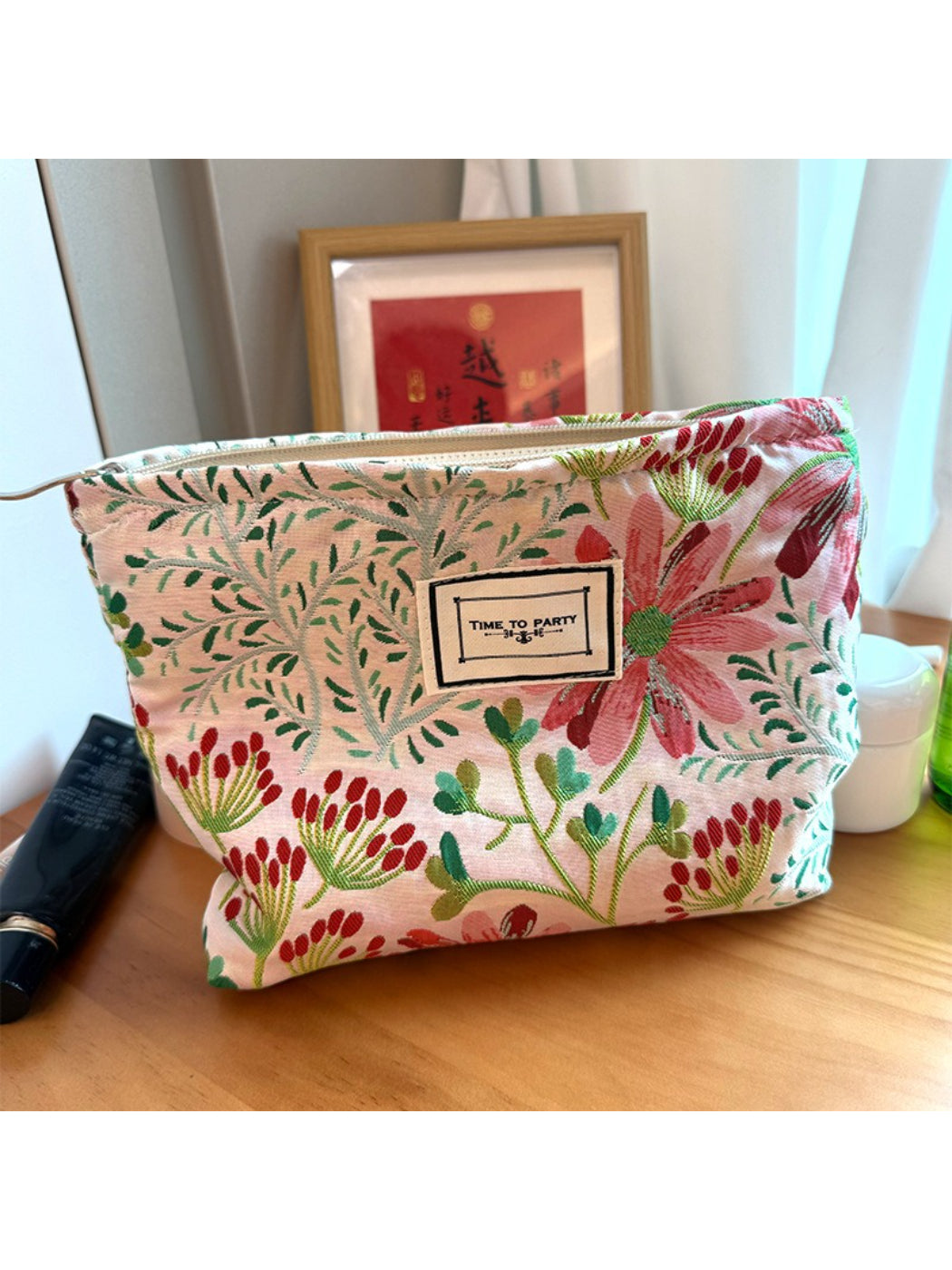Cosbai - Vintage Red Green Floral Makeup Pouch