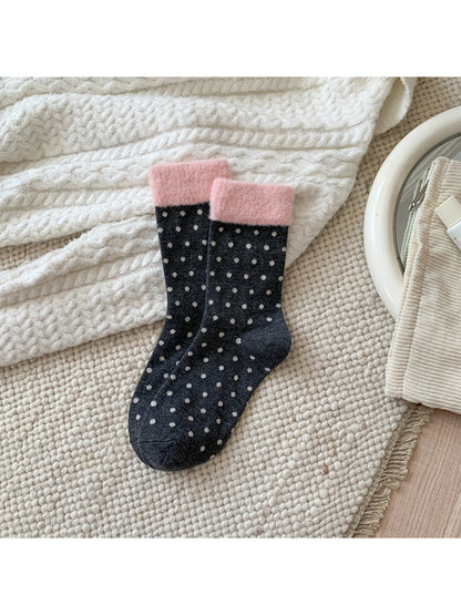 Rufia – Cozy Colorblock Crew Socks