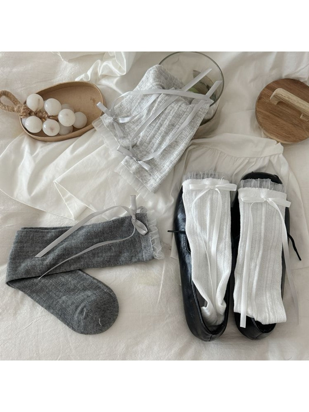 Rufia - Simple Solid Color Bow Mid-calf Socks