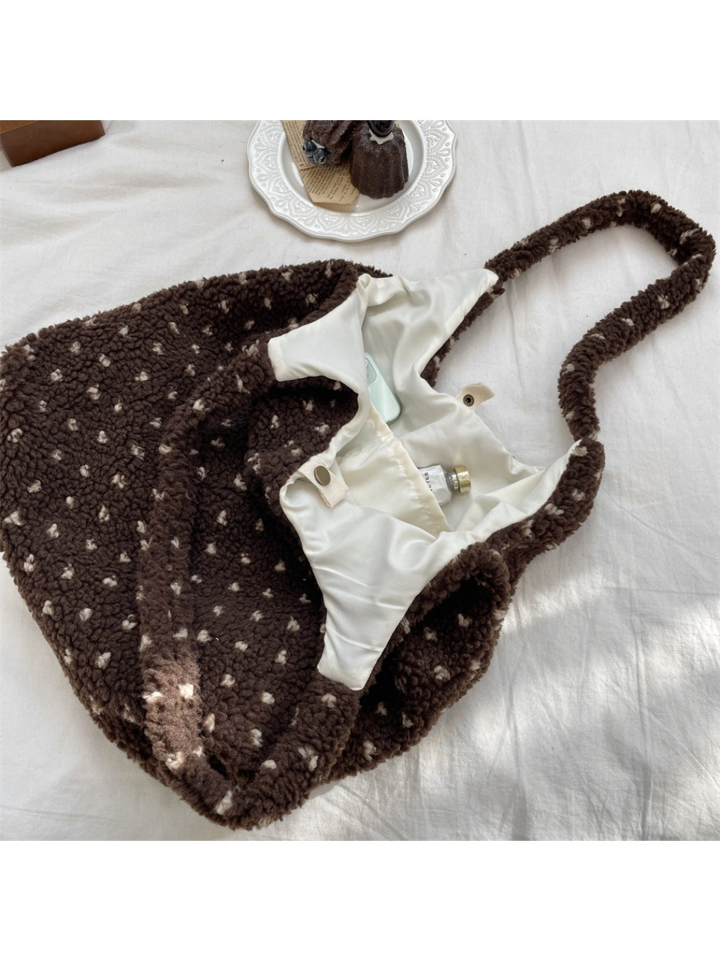 Cosbai – Plush Heart Tote Shoulder Bag