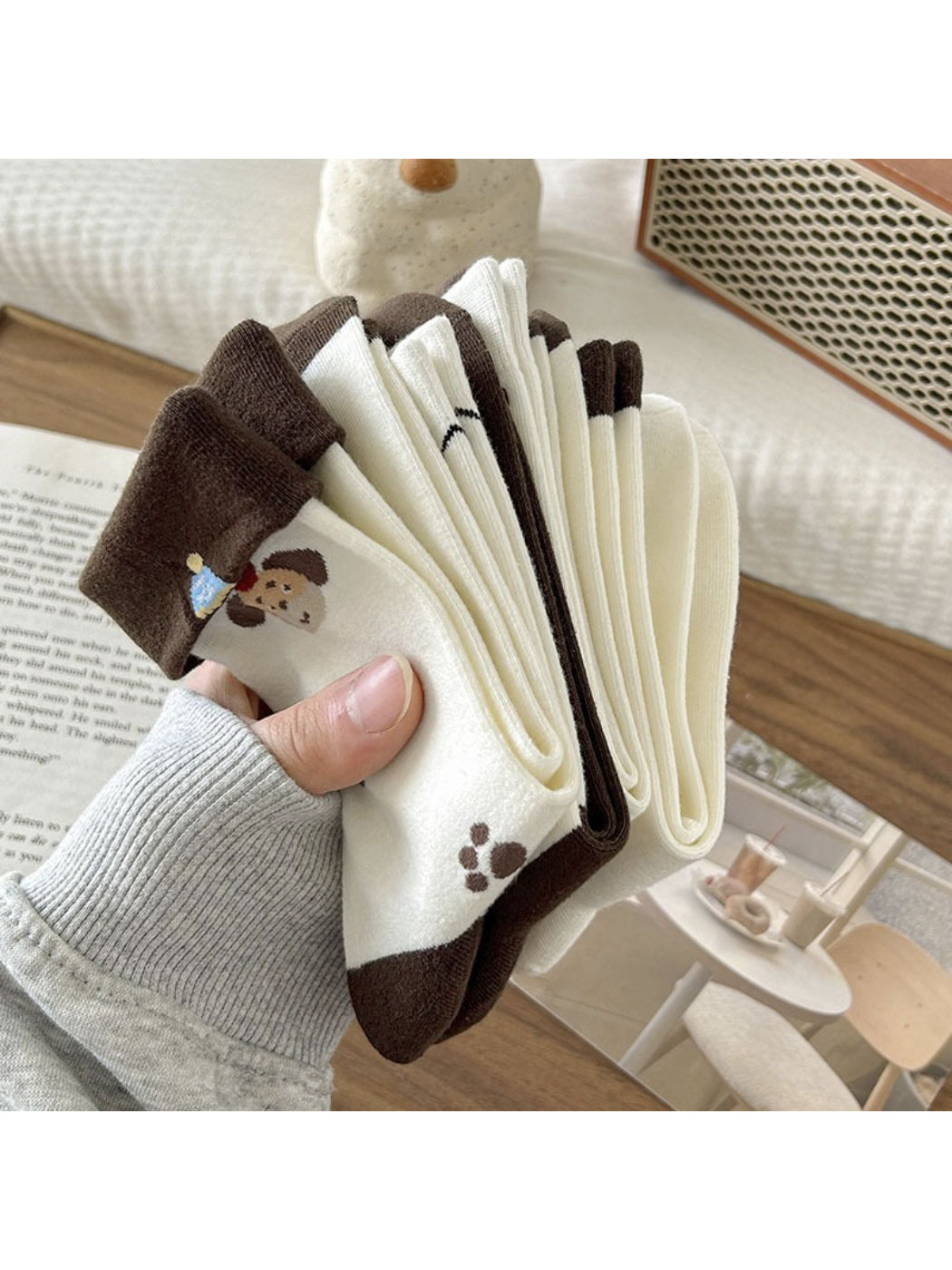 Rufia - Brown Puppy Print Crew Socks