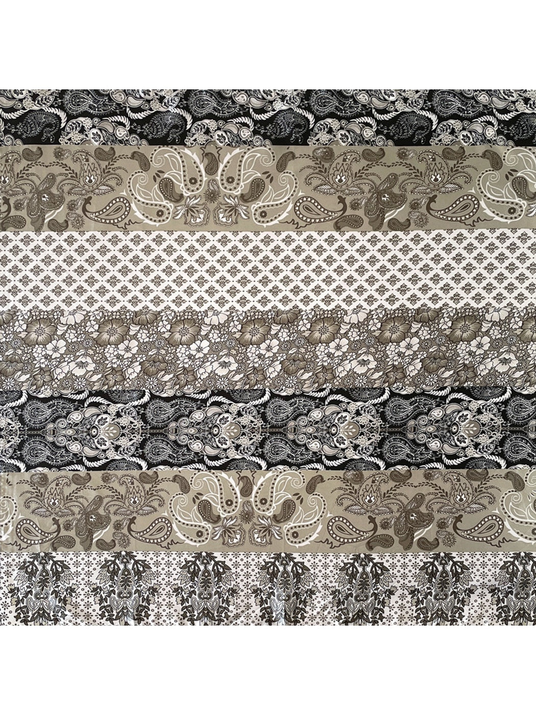 Scarvii - Decorative Floral Print Square Scarf