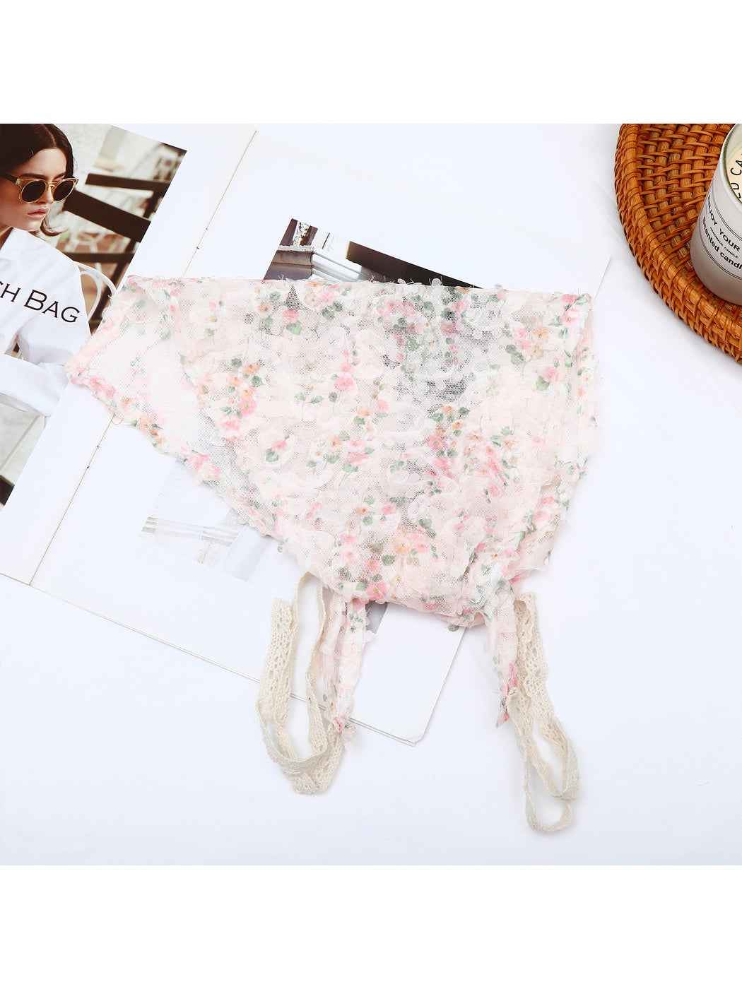 Scarvii - Print Floral Lace Trim Sweet Triangle Bandana