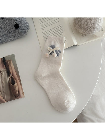 Rufia - Playful Puppy Pattern Plush Bow Crew Socks