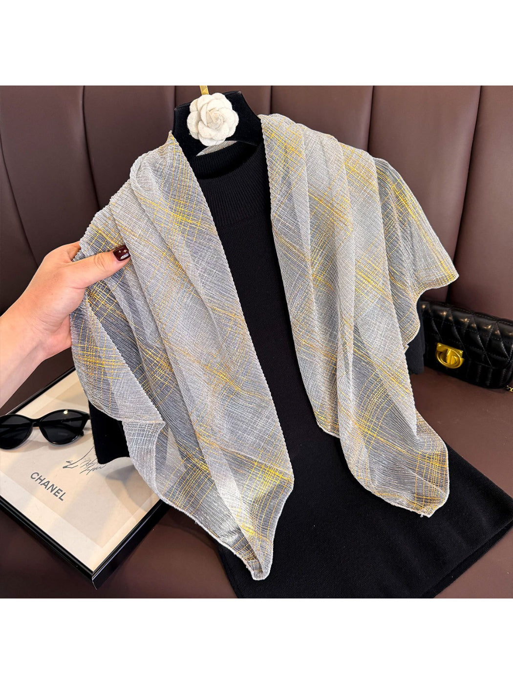 Scarvii - Lightweight Metallic Line Scarf