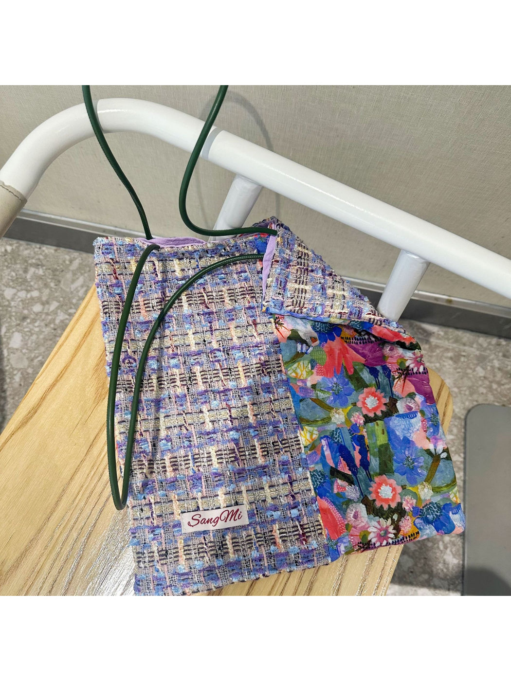 Cosbai - Lightweight Textured Shoulder Bag