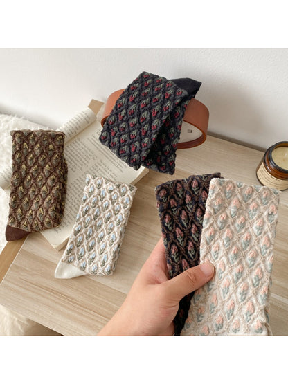 Rufia - Retro Tapestry Crew Socks