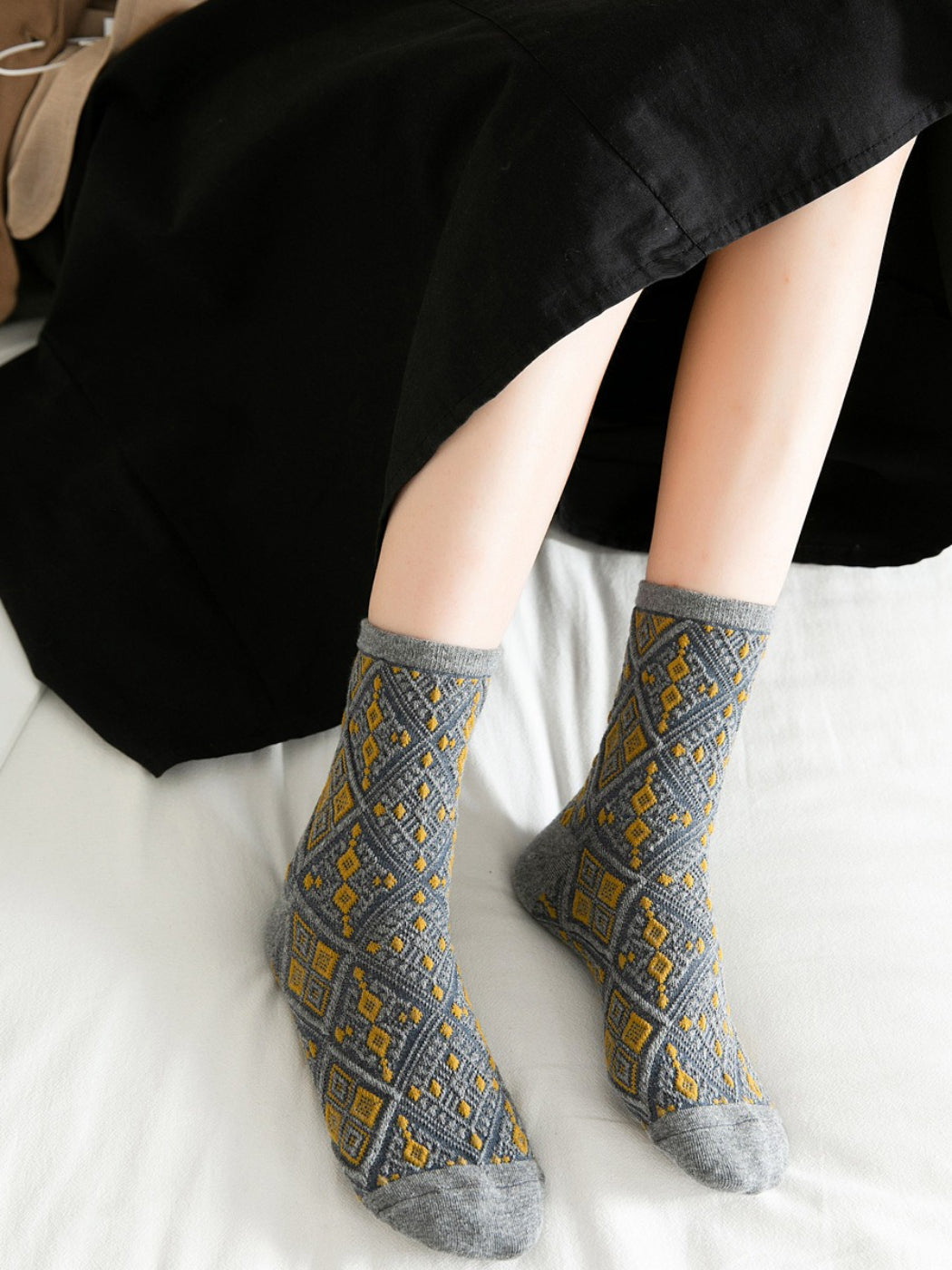 Rufia - Diamond Stitch Crew Socks