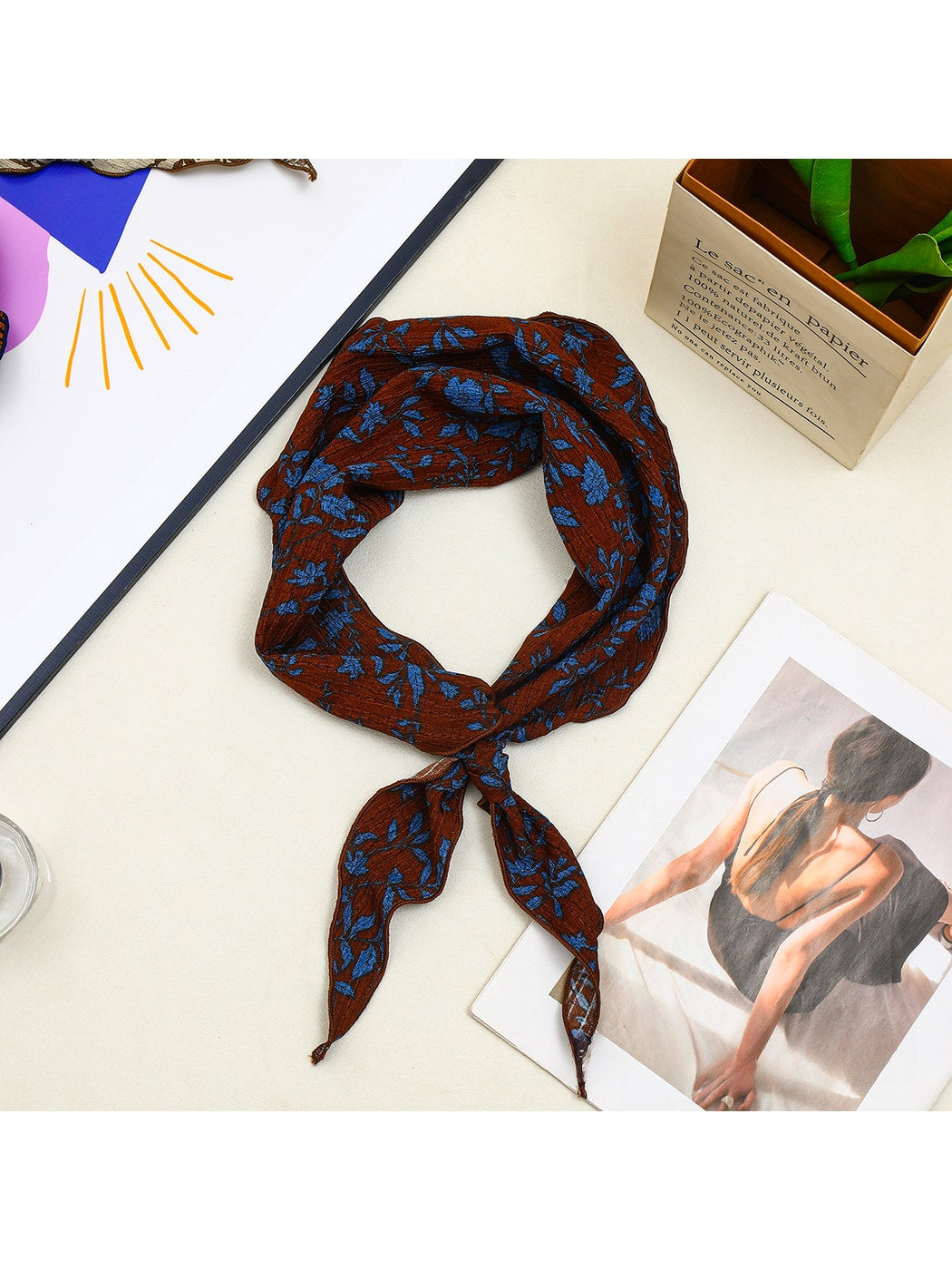 Scarvii - Vintage Fall Botanical Triangle Bandana