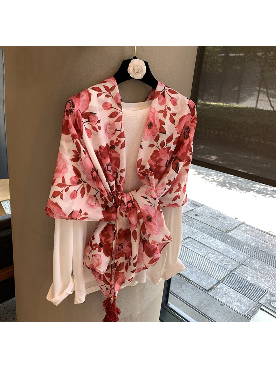 Scarvii - Rose Bloom Print Tassel Women's Scarf