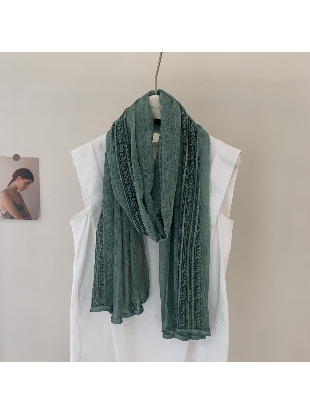 Scarvii - Lightweight Lace Scarf & Shawl