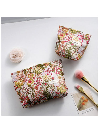 Cosbai - Fresh Floral Makeup Storage Cosmetic Pouch