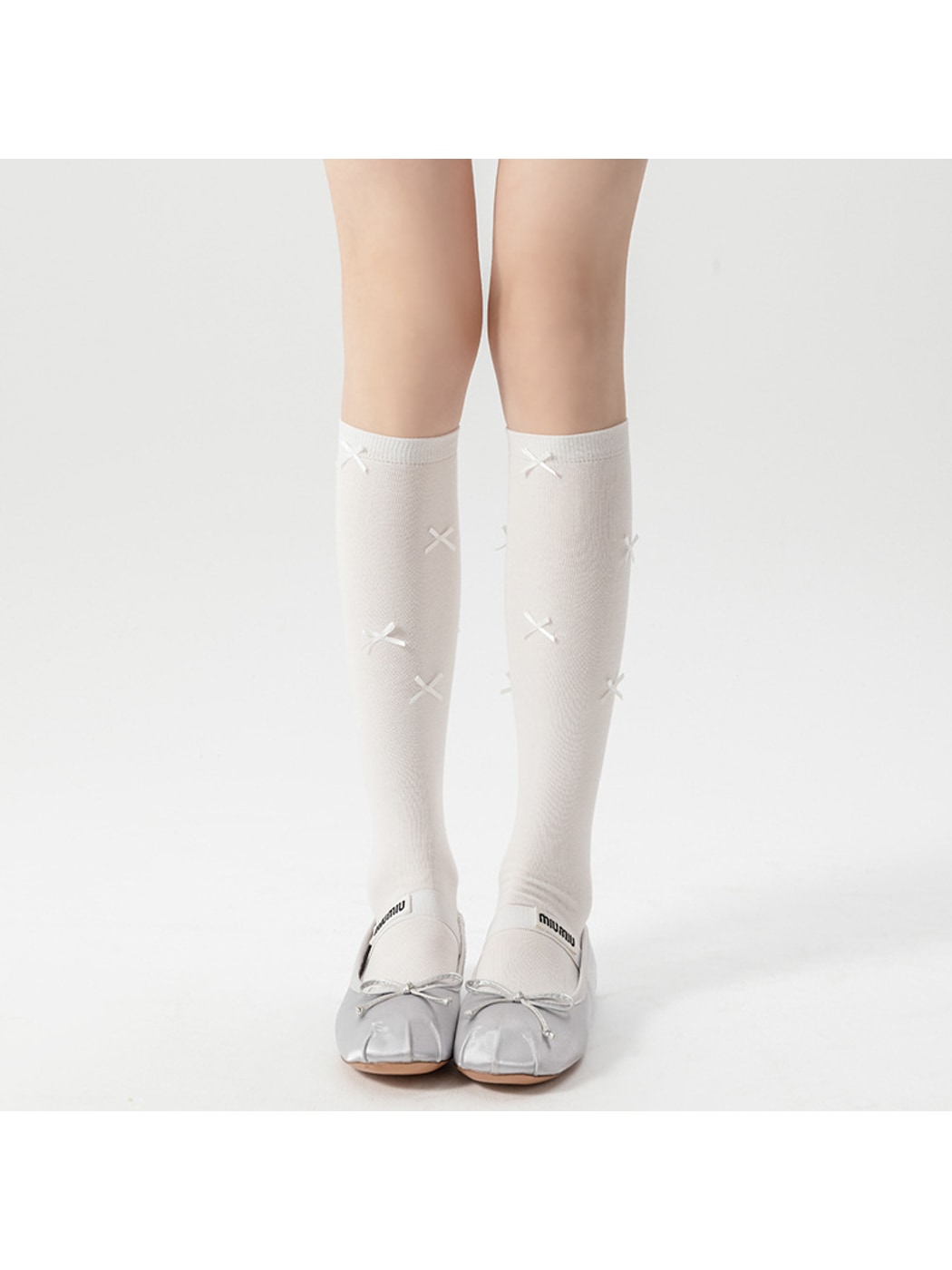 Rufia - Solid Color Bow Accent Knee-high Socks