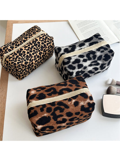 Close-up of leopard print fabric texture on Cosbai travel makeup bag
