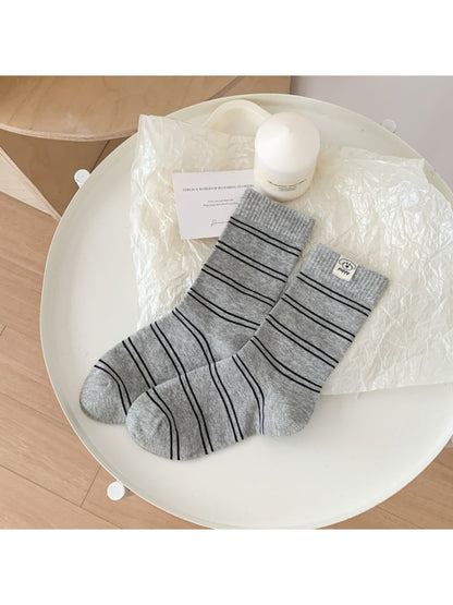 Rufia - Casual Mid-Calf Capsule Socks with Letter & Dog Patterns