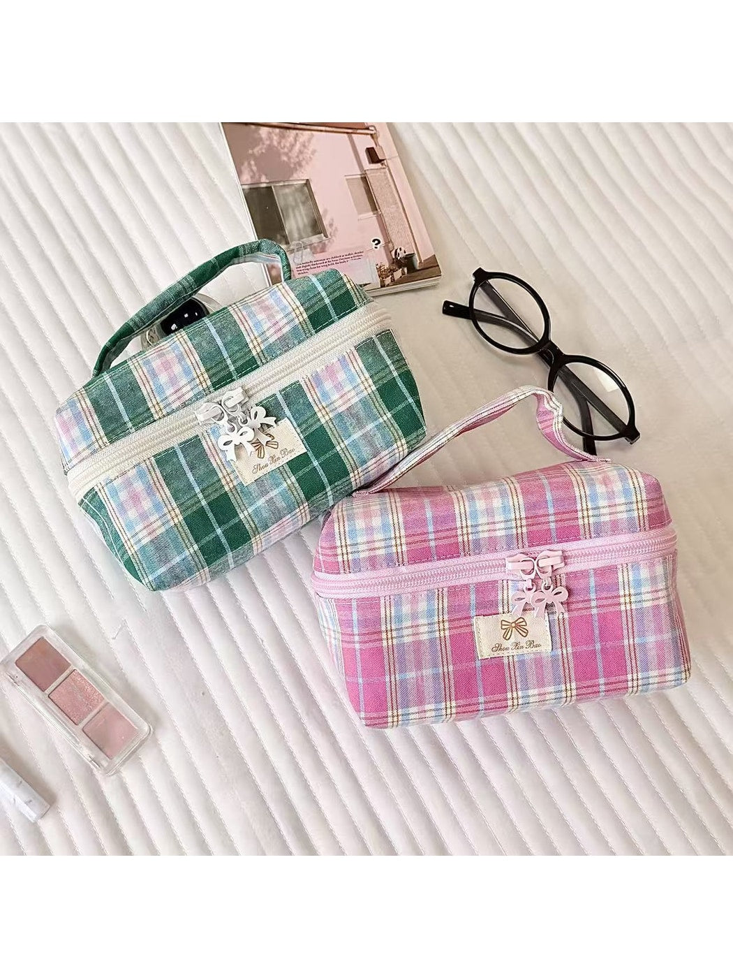 Cosbai - Handheld Plaid Toiletry Organizer Pouch Bag