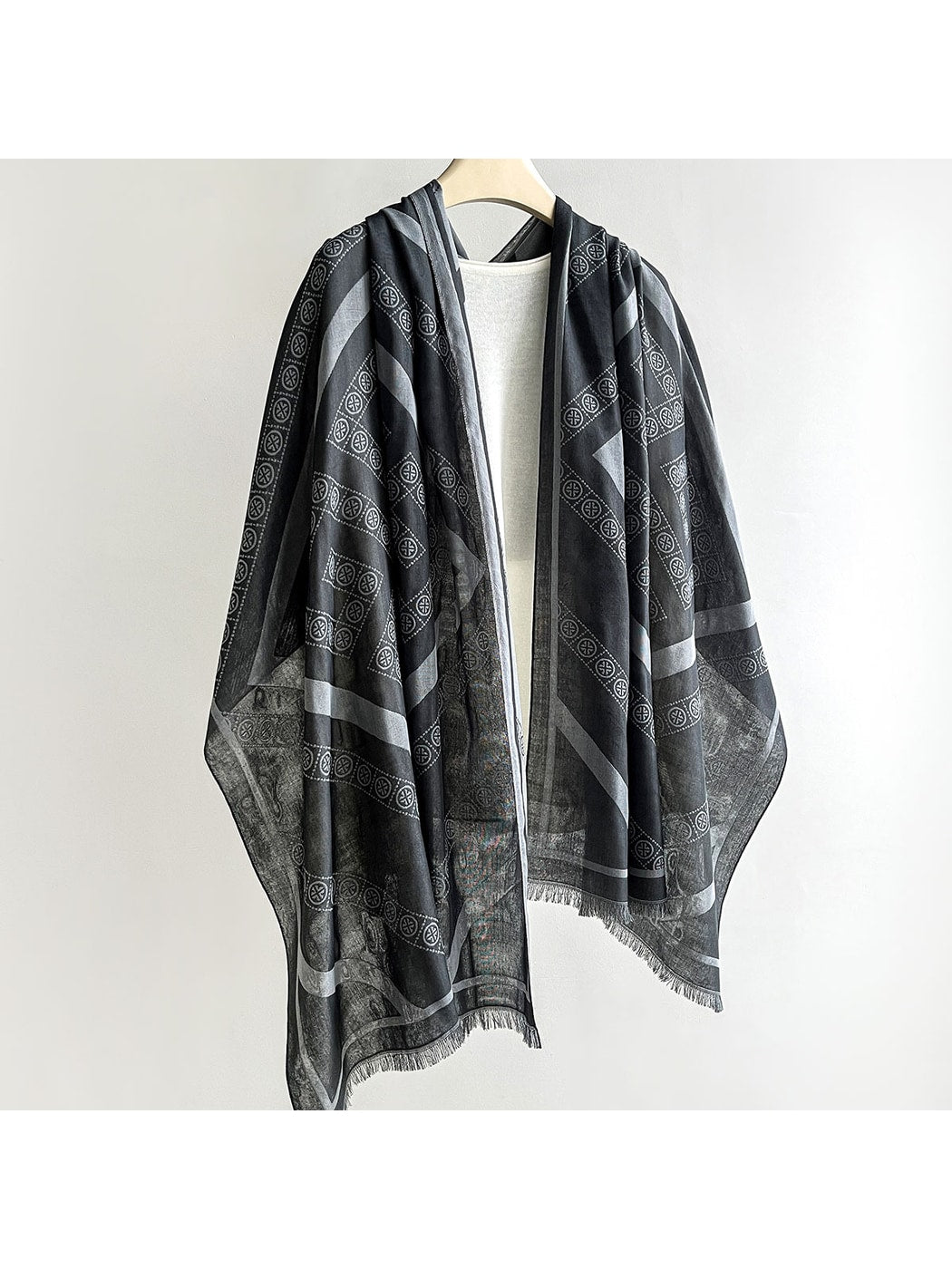 Scarvii - Vintage Geometric Print Summer Wrap Scarf