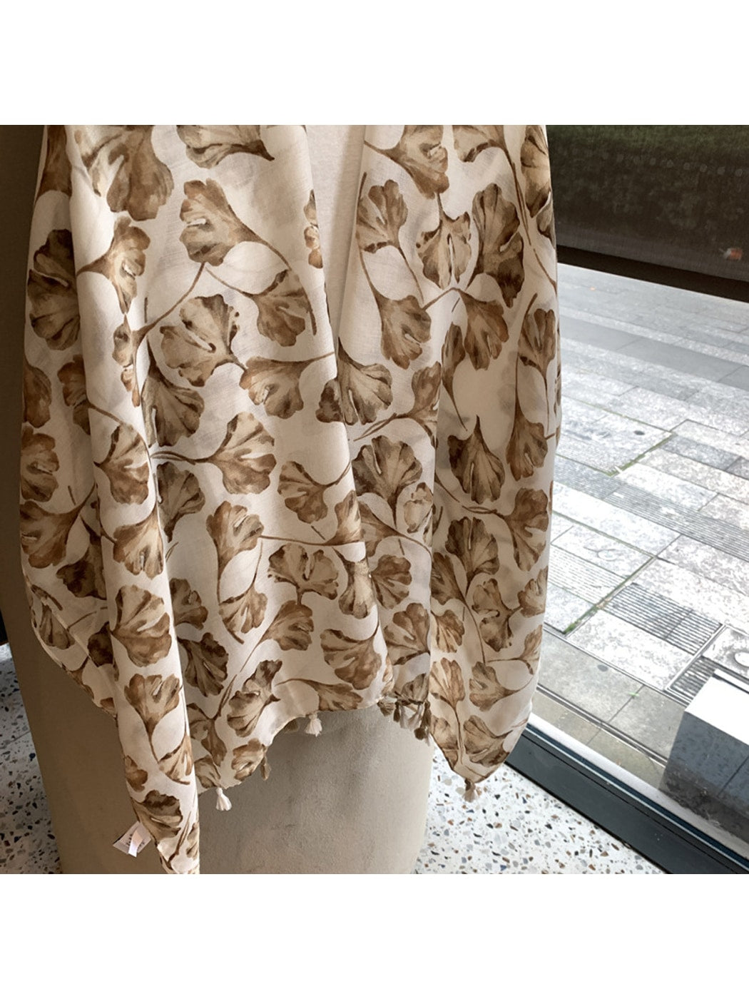 Scarvii - Elegant Botanical Print Shawl Scarf