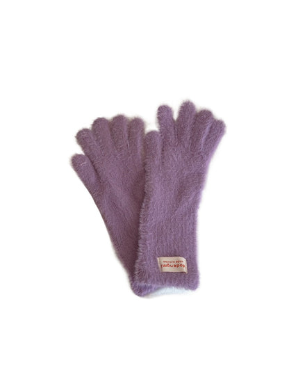 Gloving - Solid Color Fuzzy Gloves with Touchscreen