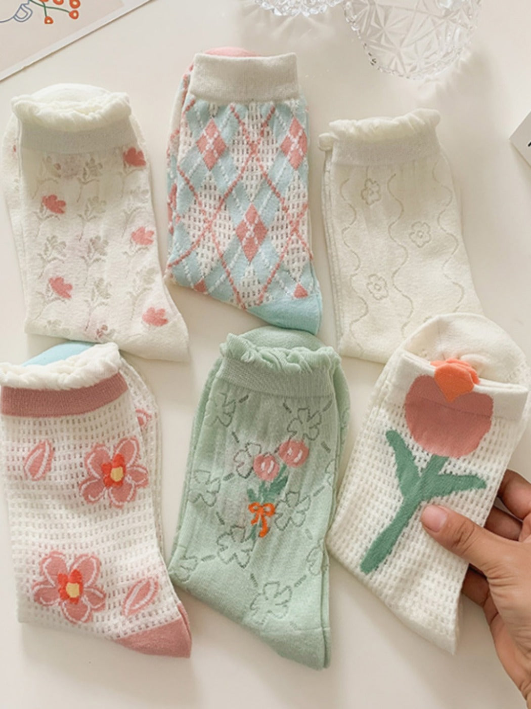 Rufia - Sweet Floral Print Mid-Calf Socks – Fresh & Feminine