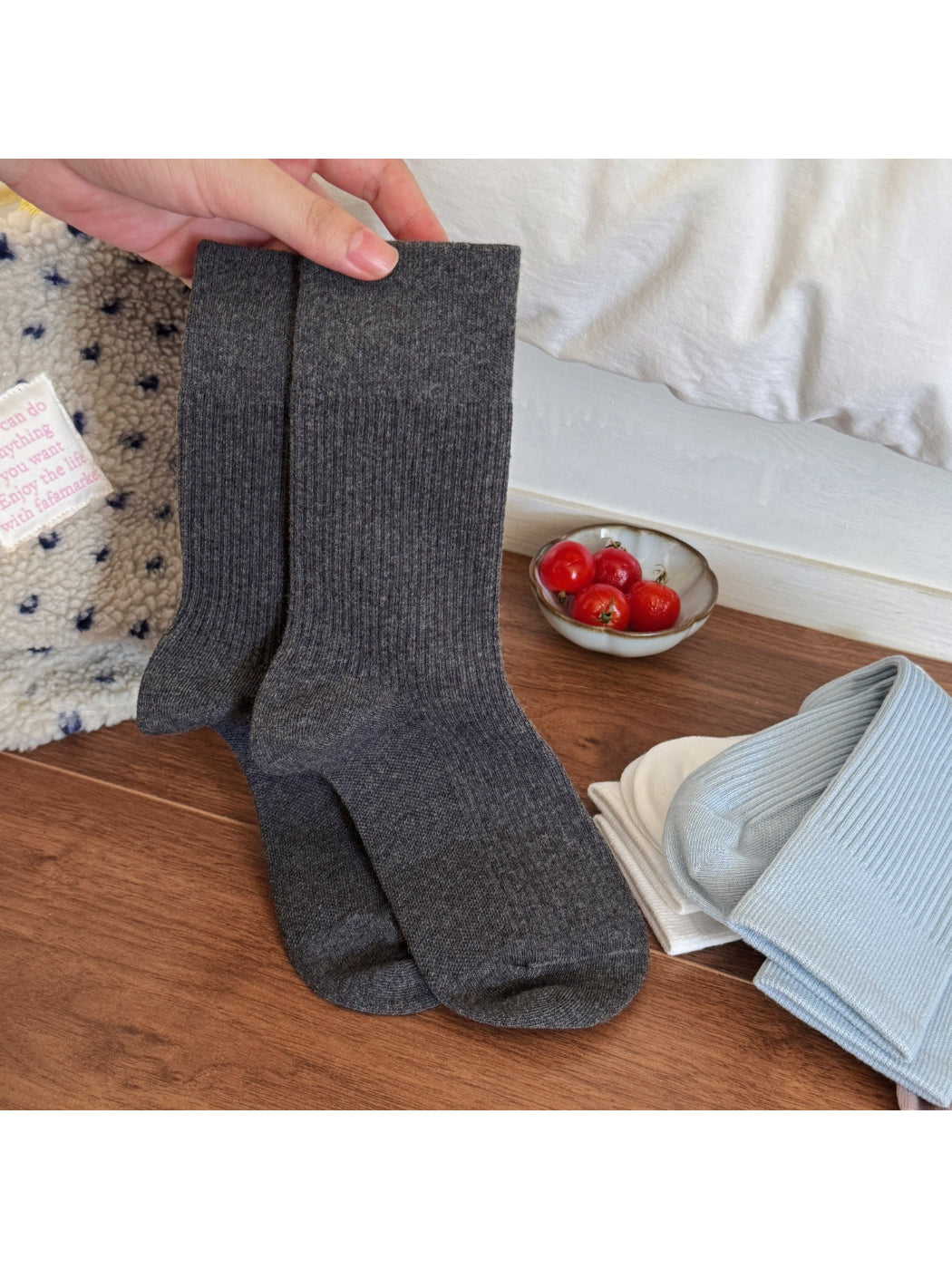 Rufia - Solid Ribbed Everyday Crew Socks