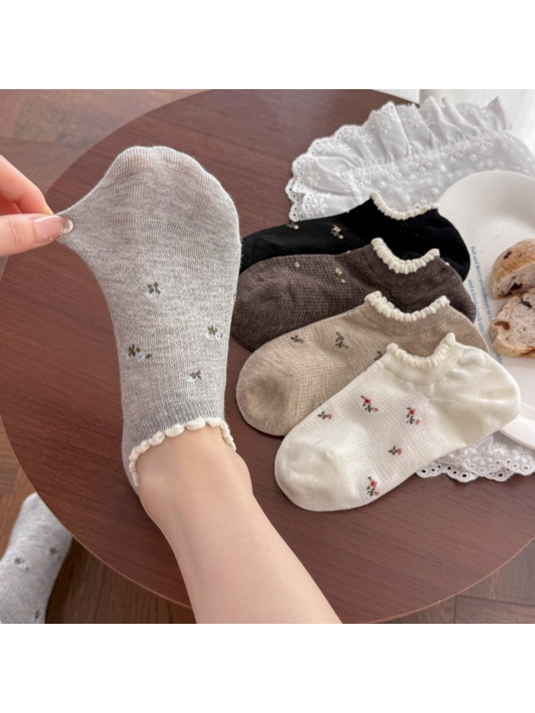 Rufia - Sweet Floral Low-Cut Women's No-Show Socks