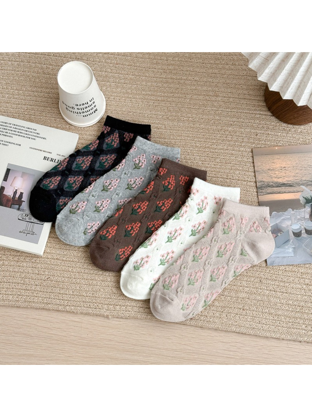 Rufia - Floral Color Block Ankle Socks product image 1