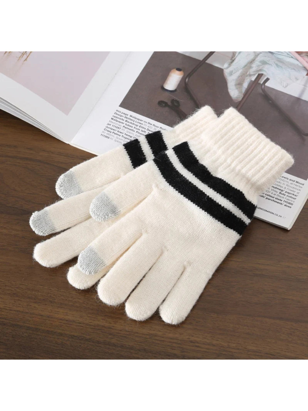 Gloving - Striped Knit Winter Gloves