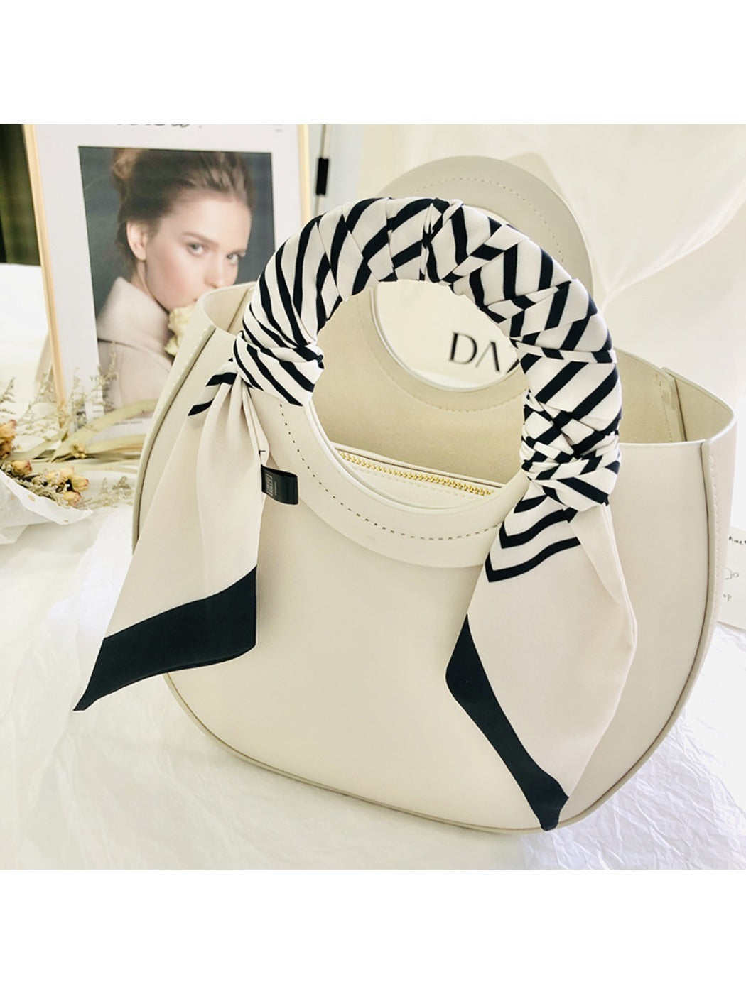 Scarvii - Elegant Versatile Stripe Long Headband