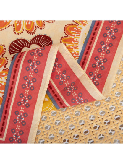 Scarvii - Fashion Style Floral Pattern Square Scarf