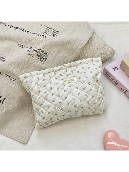 Cosbai - Floral Quilted Makeup Bag