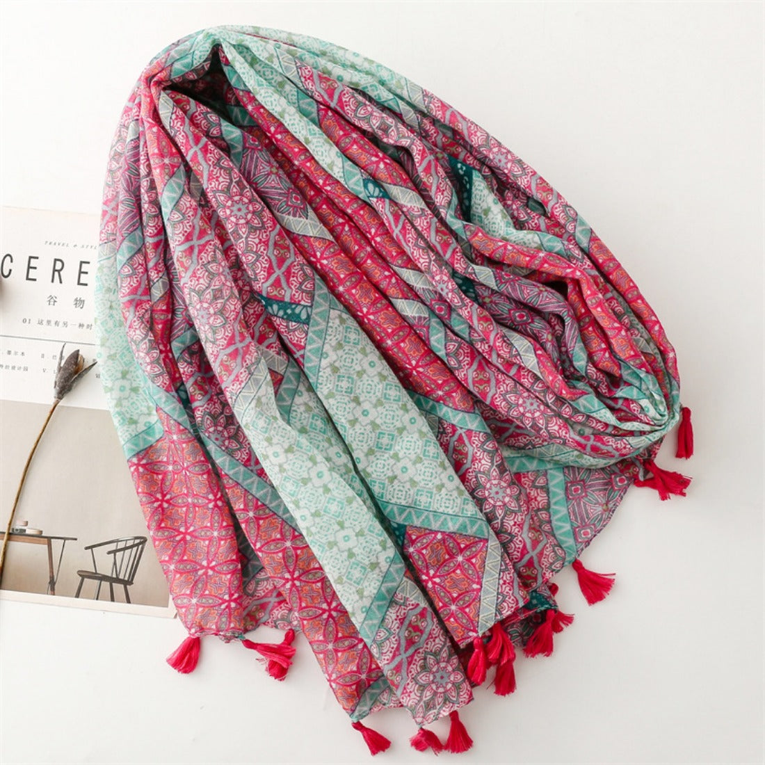 Scarvii - Green & Pink Geometric Pattern Scarf