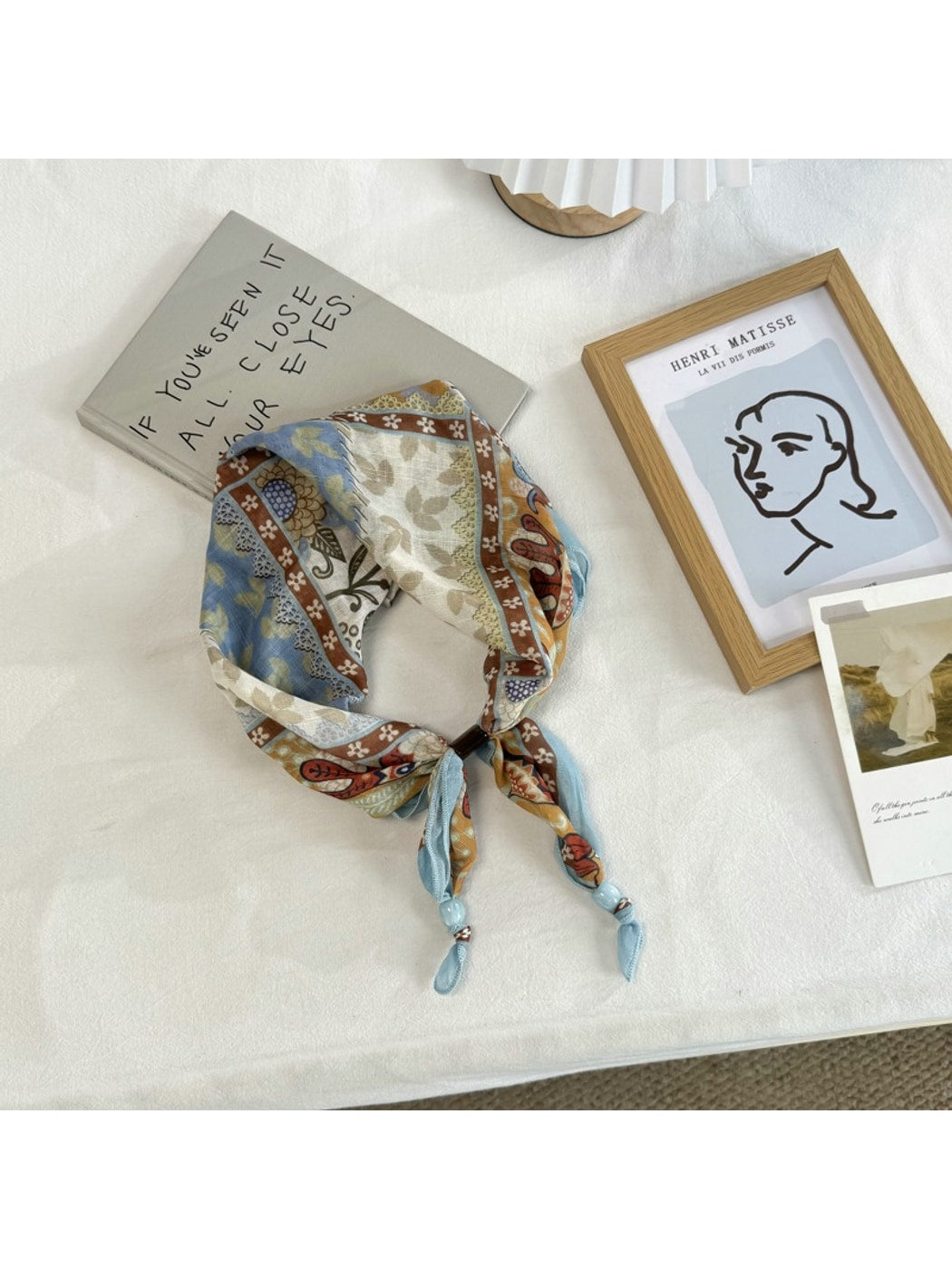Scarvii - Floral Print Triangle Scarf
