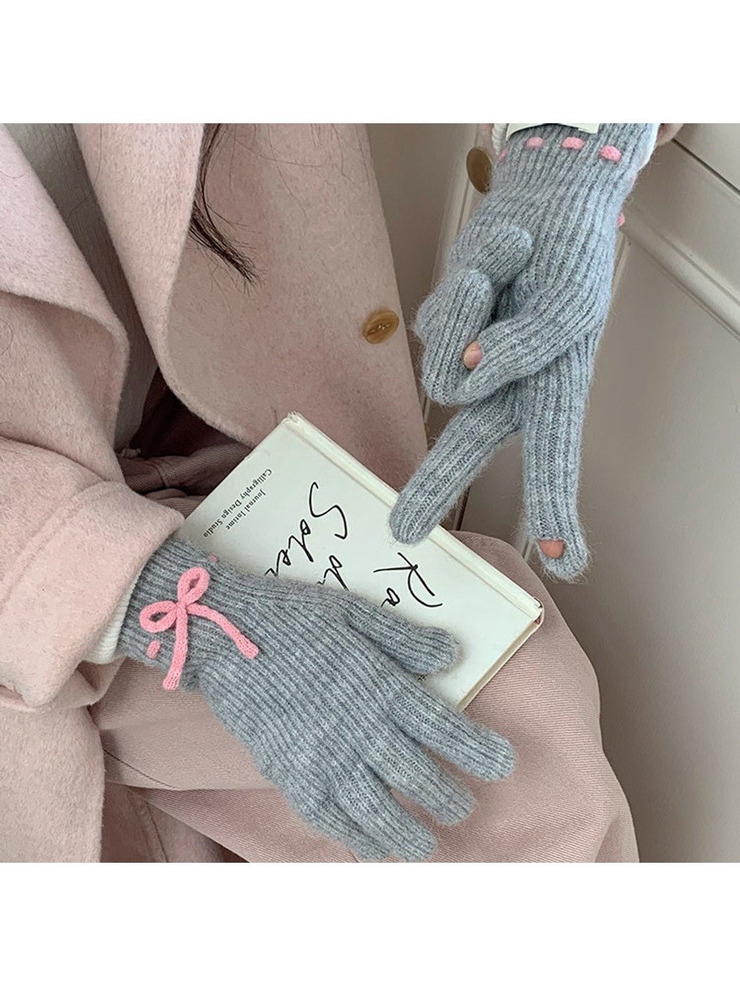 Gloving - Bow Accent Ribbed Wrist Coverage Gloves