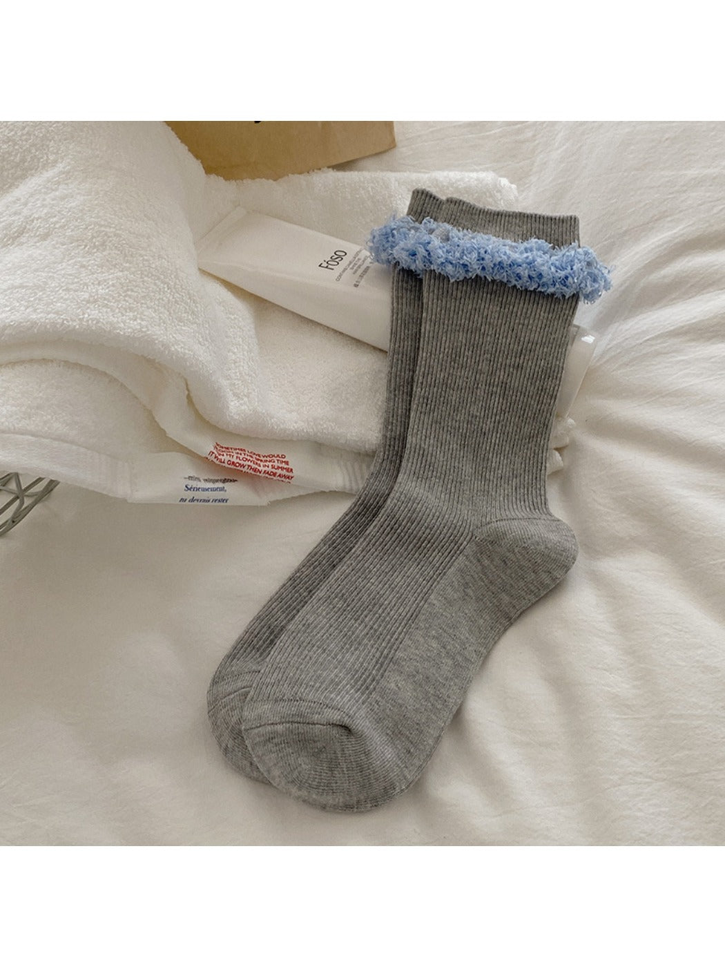 Rufia - Cute Plush Lace Trim Mid-Calf Socks