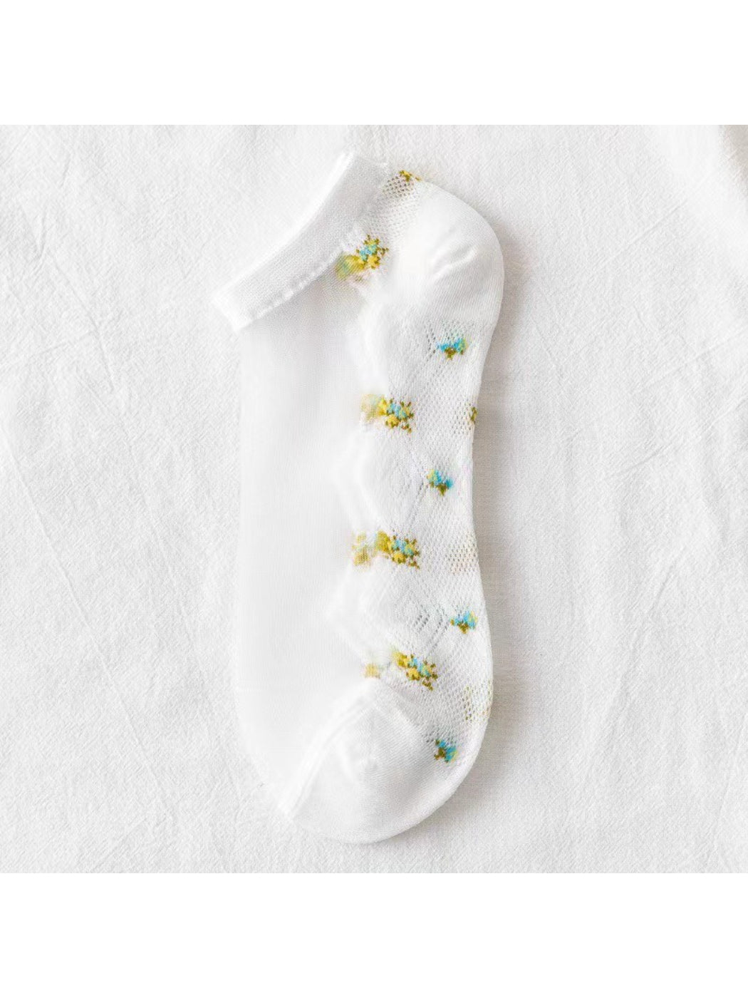 Rufia - Tiny Floral Sheer Ankle Socks product image 3