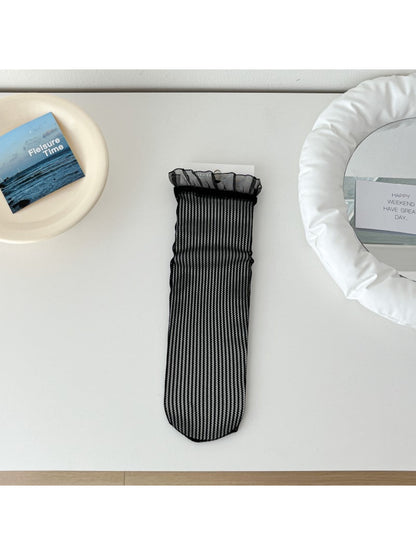 Rufia - Soft Ribbed Frill Edge Crew Socks product image 5