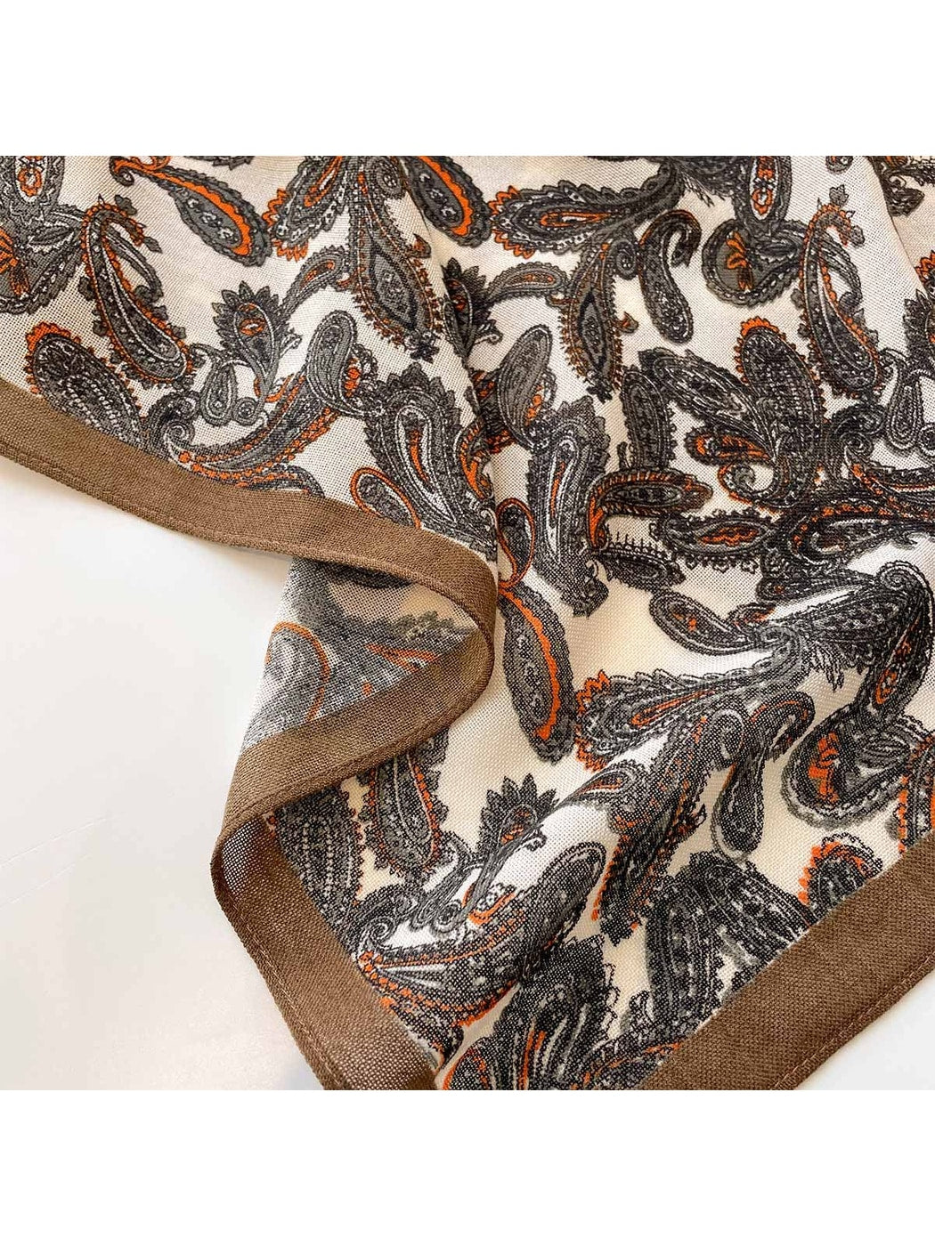 Scarvii - Bordered Paisley Pattern Fashion Square Scarf