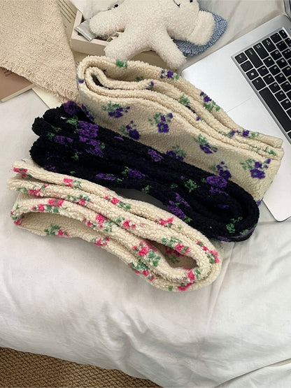 Scarvii - Floral Fleece Cozy Scarf