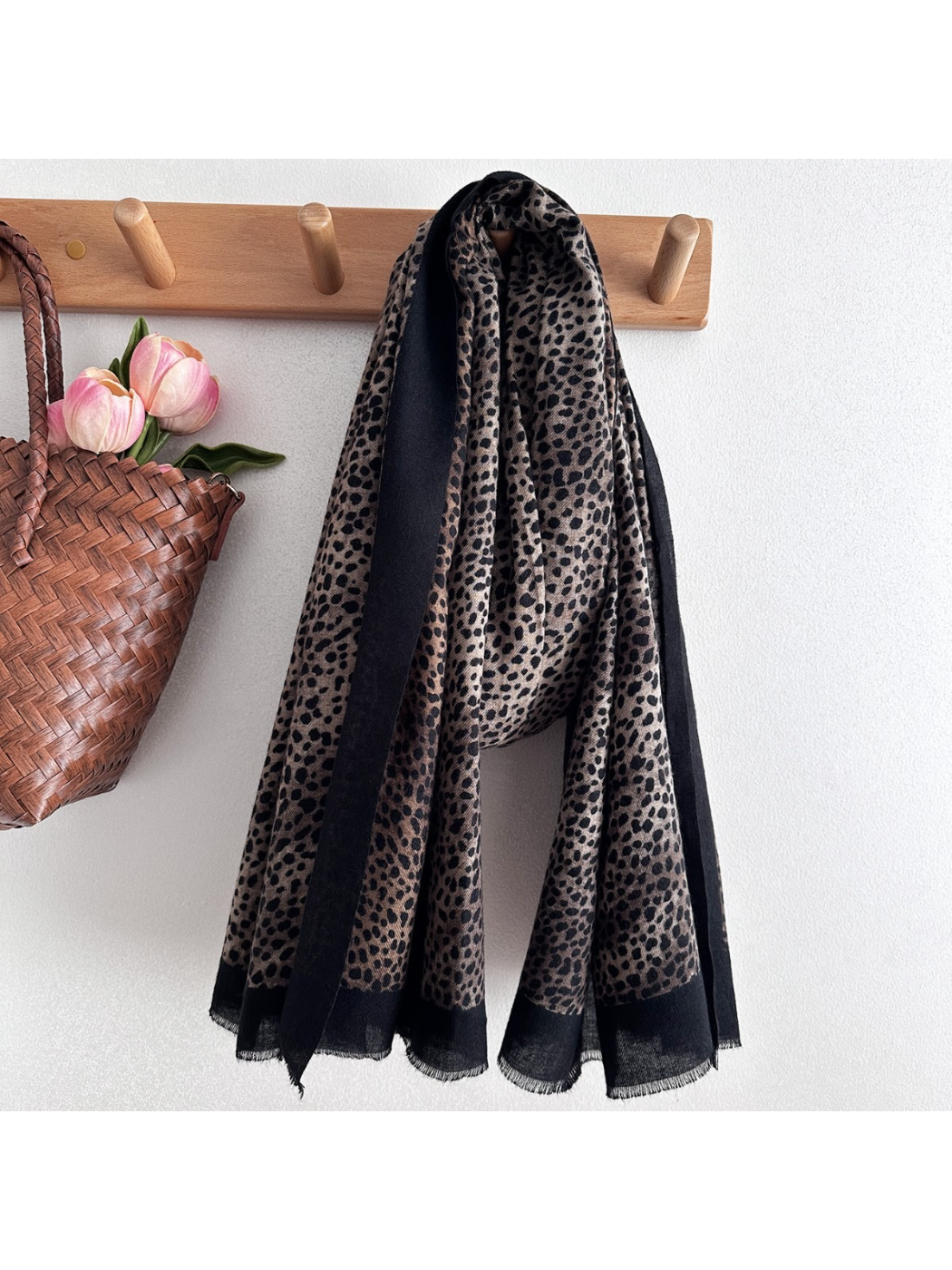 Scarvii - Cheetah Print Contrast Border Scarf
