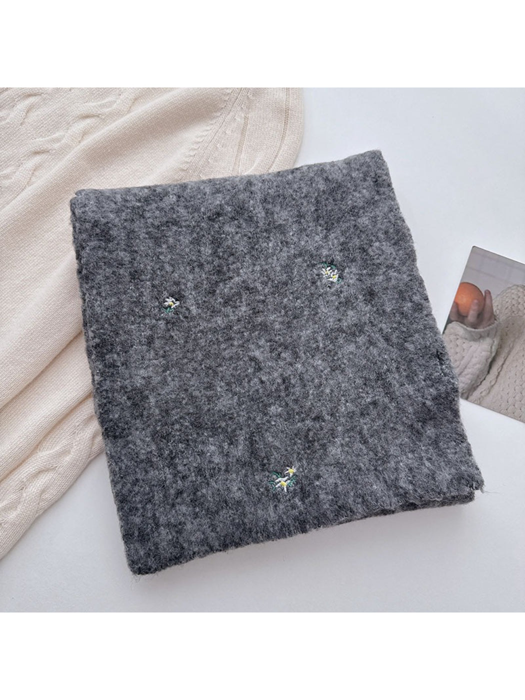 Scarvii - Soft Floral Detail Knit Scarf