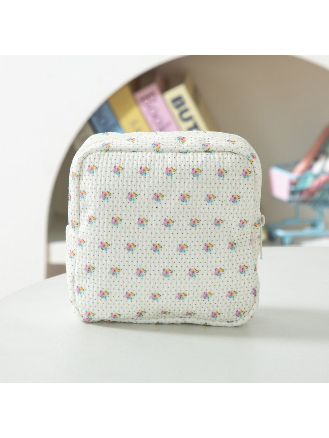 Cosbai - Floral Pattern Portable Zip Pouch