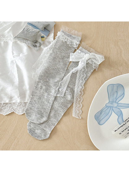 Rufia - Lace Trim Bow Detail Solid Color Crew Socks