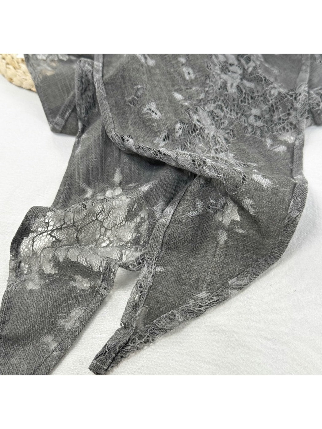 Scarvii - Sweet Floral Openwork Triangle Bandana