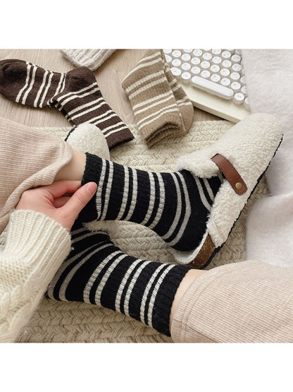 Rufia – Retro Striped Slouch Socks